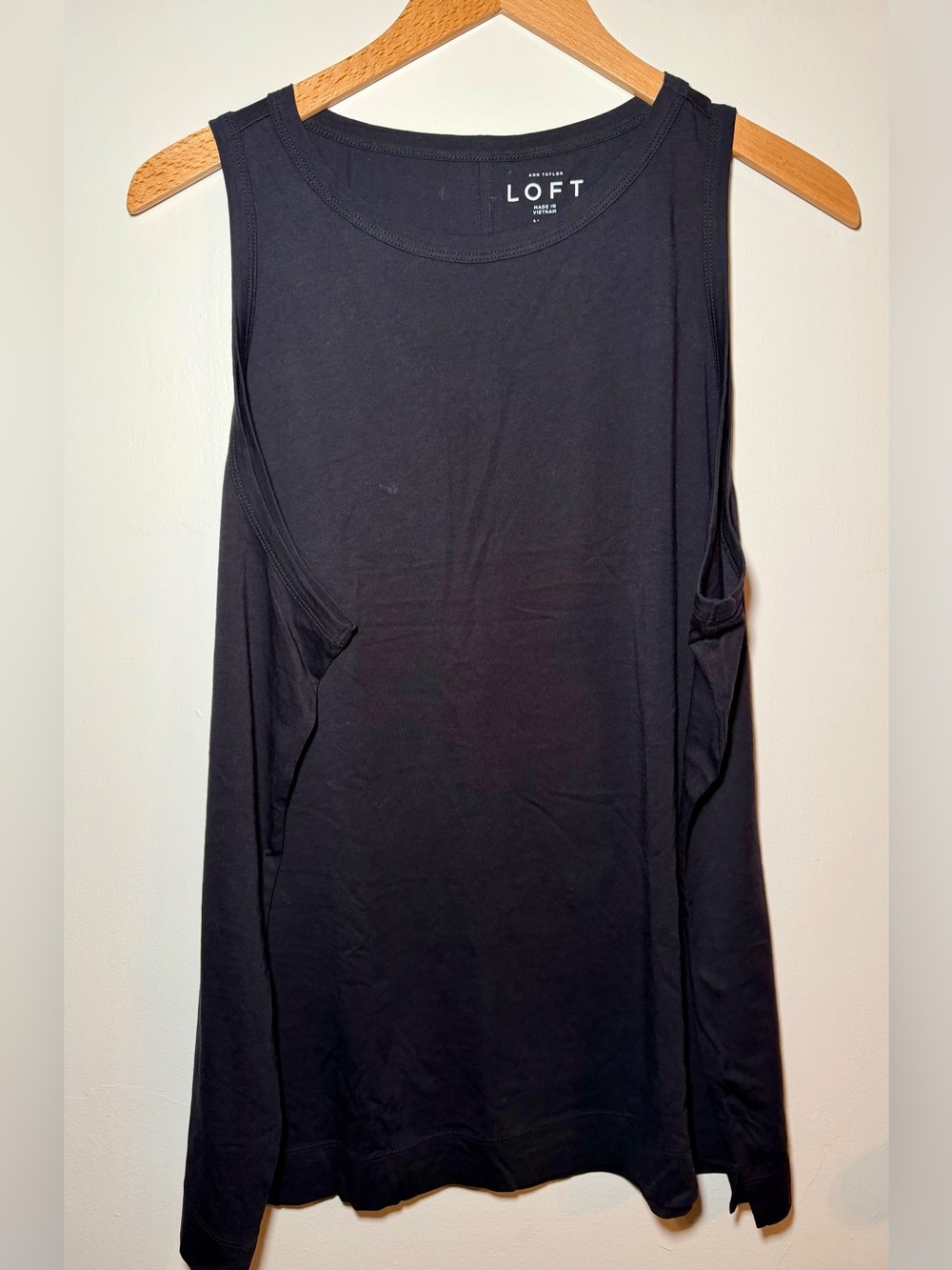 Loft black sleeveless swing tank top Size XXL
